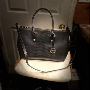 Henri Bendel Black Reptile Embossed Tote/Crossbody 14 x 8.5